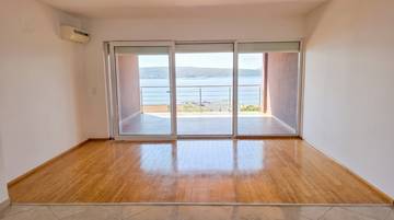 Thumbnail von Maisonettewohnung mit Meerblick, zwei Terrassen und Garage