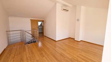 Thumbnail von Maisonettewohnung mit Meerblick, zwei Terrassen und Garage