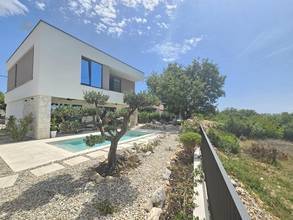 Thumbnail von Moderne VIlla mit Pool in ruhiger Lage
