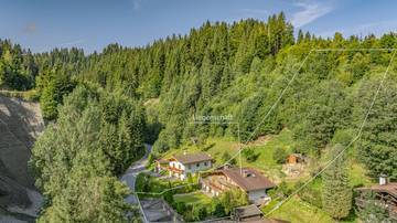 Thumbnail von Großzügiges Mehrfamilienhaus mit 3 Wohnungen