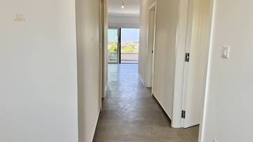 Thumbnail von Moderne Maisonettewohnung mit Dachterrasse und Panoramablick auf das Meer