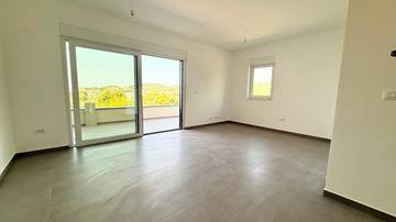 Thumbnail von Moderne Maisonettewohnung mit Dachterrasse und Panoramablick auf das Meer