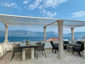 Thumbnail von Haus mit 6 Apartments, Meerblick und großer Terrasse nur 65 Meter vom Meer