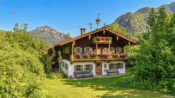 Thumbnail von Historisches Bauernhaus in Grün-Ruhelage