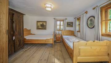 Thumbnail von Historisches Bauernhaus in Grün-Ruhelage