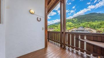 Thumbnail von Dachgeschosswohnung mit schönem Bergblick