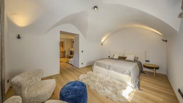 Thumbnail von Exklusive Wohnung in historischem Stadthaus