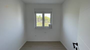 Thumbnail von Neubauwohnung mit drei Schlafzimmern, Terrasse und Meerblick