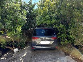 Thumbnail von Mediterranes Haus mit zwei Wohneinheiten und großem Garten, nur 35 Meter vom Strand