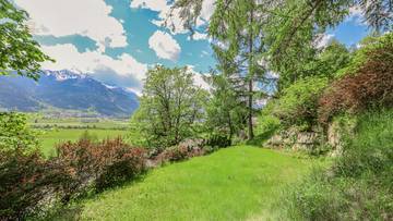 Thumbnail von Golf-in/Golf-out Landhaus in sonniger Toplage