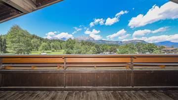 Thumbnail von Dachgeschosswohnung in Ruhelage mit Kaiserblick