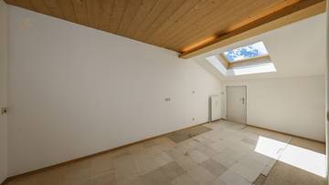 Thumbnail von Dachgeschosswohnung in Ruhelage mit Kaiserblick