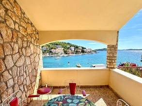 Thumbnail von Traditionelles Haus mit Meerblick in der 1. Reihe zum Meer