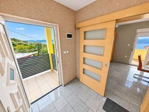Thumbnail von Haus mit zwei Wohnungen und schönem Meerblick