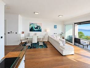 Thumbnail von Wohnung mit überdachter Terrasse und Panoramablick aufs Meer