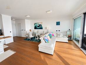 Thumbnail von Wohnung mit überdachter Terrasse und Panoramablick aufs Meer