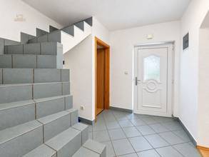 Thumbnail von Wohnung mit Meerblick, zwei Terrassen, Garage und Dachboden