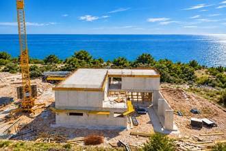 Thumbnail von Neubauvilla mit Pool, Garage und Meerblick