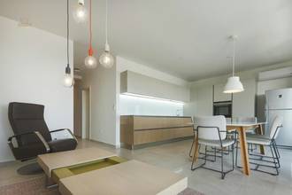 Thumbnail von Moderne und möblierte Wohnung mit Meerblick