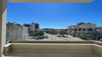 Thumbnail von Neubauwohnung mit überdachter Terrasse und Meerblick