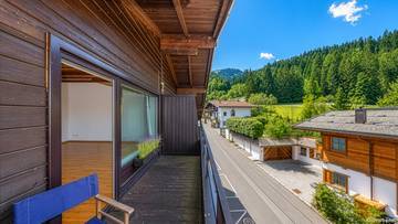 Thumbnail von Dachgeschosswohnung an der Skipiste mit Kaiserblick