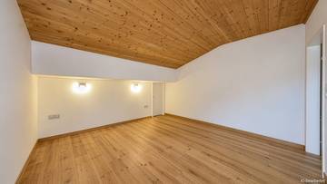 Thumbnail von Dachgeschosswohnung an der Skipiste mit Kaiserblick