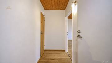 Thumbnail von Dachgeschosswohnung an der Skipiste mit Kaiserblick
