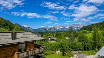 Thumbnail von Dachgeschosswohnung an der Skipiste mit Kaiserblick