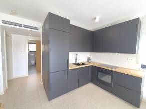 Thumbnail von Modern ausgestattetes Apartment mit Meerblick, Terrasse und Stellplatz