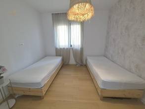 Thumbnail von Modern ausgestattetes Apartment mit Meerblick, Terrasse und Stellplatz