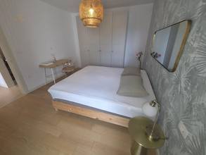 Thumbnail von Modern ausgestattetes Apartment mit Meerblick, Terrasse und Stellplatz