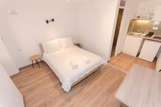 Thumbnail von Apartmenthaus mit sieben Einheiten im Zentrum, nahe der Promenade