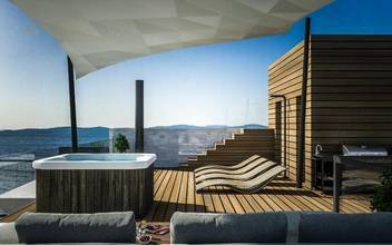 Thumbnail von Neubauvilla mit Dachpool und Aufzug in erster Reihe am Meer