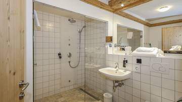 Thumbnail von Garten-Apartment mit touristischer Nutzung