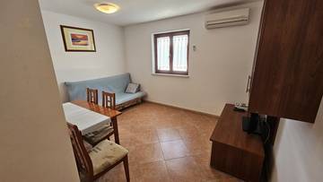 Thumbnail von Apartment mit zwei Eingängen, Gemeinschaftspool und Blick aufs Meer
