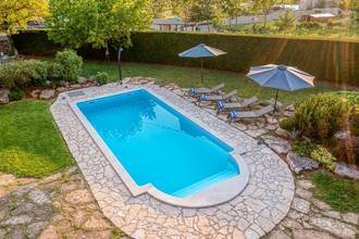 Thumbnail von Rustikale Steinvilla mit Pool und Whirlpool