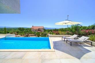 Thumbnail von Moderne, luxuriös ausgestatte Villa auf der Insel Krk