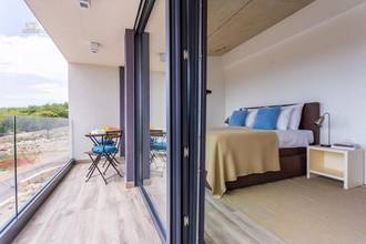 Thumbnail von Moderne, luxuriös ausgestatte Villa auf der Insel Krk