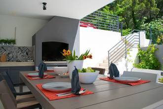 Thumbnail von Neu gebaute Villa, eingefriedetes Grundstück, Jacuzzi auf dem Dach