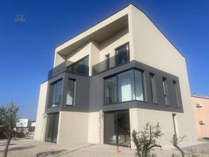 Thumbnail von Zweistöckiges Neubau-Apartment, 3 Schlafzimmer und Aussicht aufs Wasser