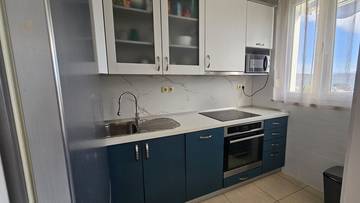 Thumbnail von Möbliertes Apartment am Hafen, Balkon mit freier Aussicht aufs Wasser