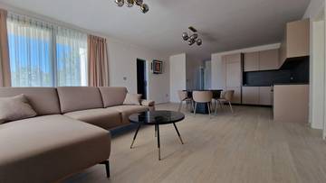Thumbnail von Freistehende Neubauvilla, eigener Pool, Sauna und vier Schlafzimmer