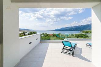 Thumbnail von Elegantes Haus in Hanglage, dauerhaft freie Seesicht, Pool und Sonnendeck