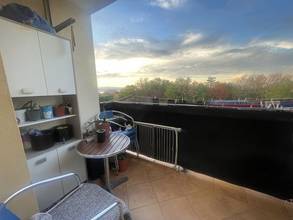 Thumbnail von Zweistöckiges Apartment mit Balkon, Keller und Stellplatz