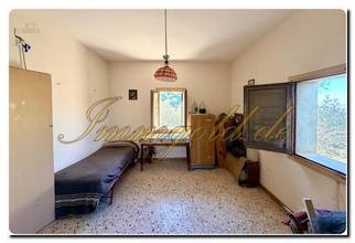 Thumbnail von Apartes Landhaus mit großem Grundstück, Obstbäumen und Olivenbäumen bei Mistretta