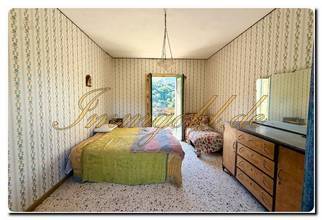 Thumbnail von Apartes Landhaus mit großem Grundstück, Obstbäumen und Olivenbäumen bei Mistretta