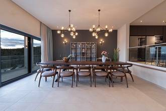 Thumbnail von Neubauvilla direkt am Wasser, 32.500 m² Grund, geheizter Swimmingpool und Spa