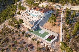 Thumbnail von Neubauvilla direkt am Wasser, 32.500 m² Grund, geheizter Swimmingpool und Spa