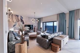 Thumbnail von Neubauvilla direkt am Wasser, 32.500 m² Grund, geheizter Swimmingpool und Spa