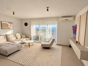 Thumbnail von Zwei verbundene Wohneinheiten, voll möbliert, Balkon und Terrasse zum Meer